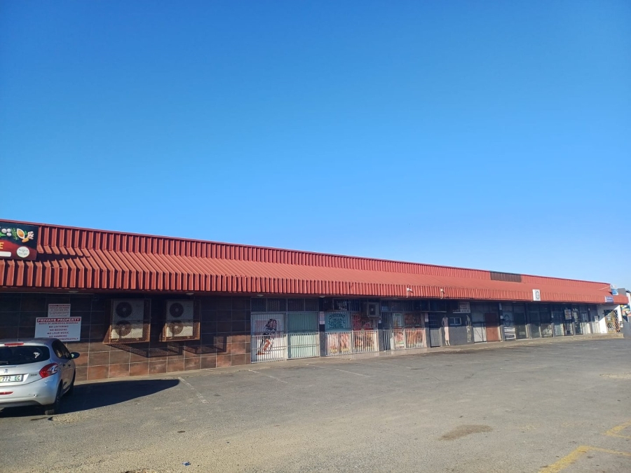Commercial Property for Sale in Braelyn Heights Eastern Cape